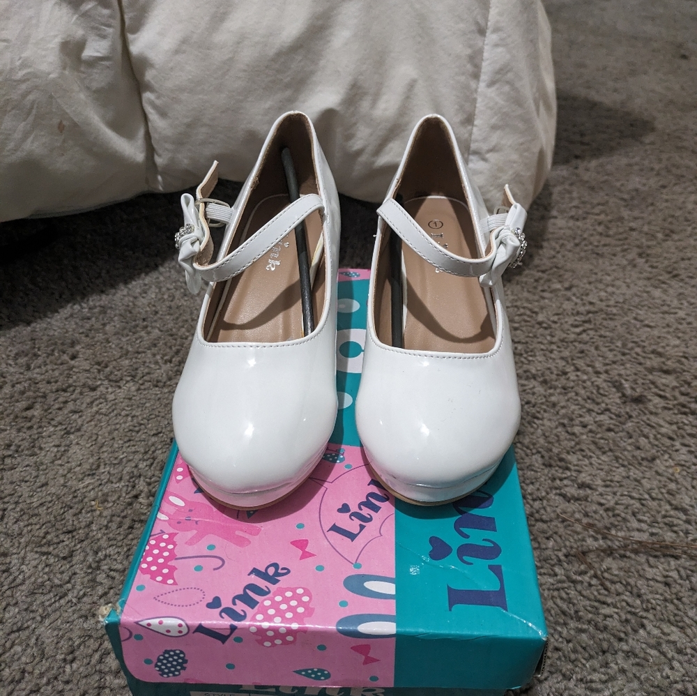 Girls Dress shoes
